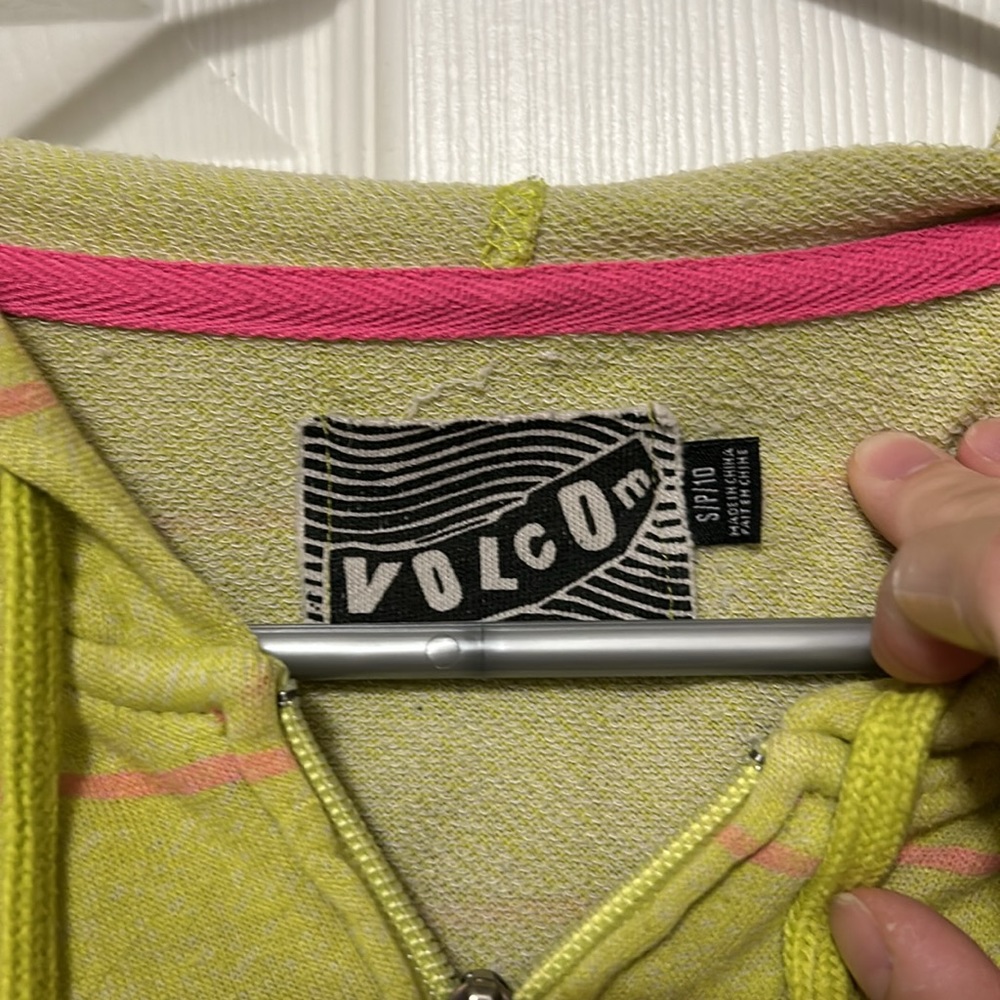 Volcom jacket - Picture 2 of 3
